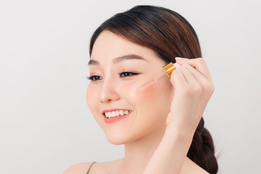 Serum dưỡng ẩm cho da khô